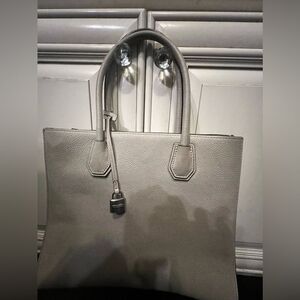 Michael Kors Tan Pebbled Leather Hamilton Traveler Satchel Handbag